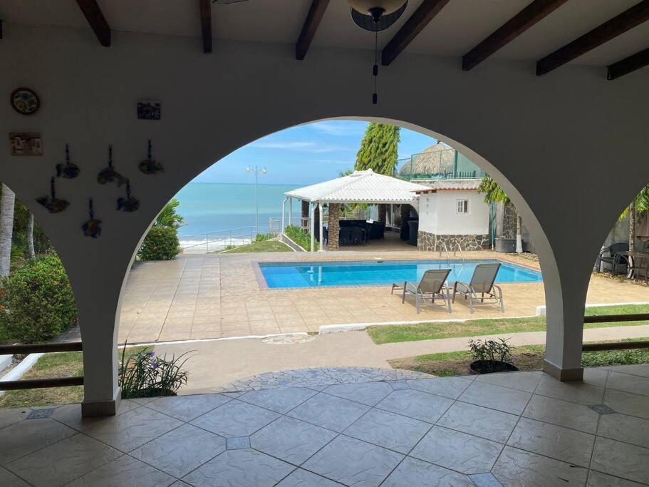 Coronado Beachfront Tropical Home! Playa Coronado Kültér fotó
